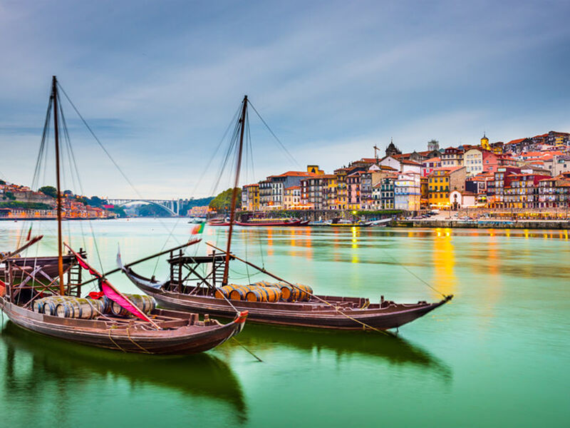 Görkemli İspanya & Portekiz Şehirleri 7 Gece - Pegasus HY ile (2026 Kış Dönemi) (MAD - SVQ) AT144