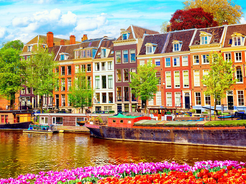 Görkemli Üçlü Benelüx & Fransa & Almanya 7 Gece - THY ile 2026 İlkbahar Dönemi (DUS - STR) AT075